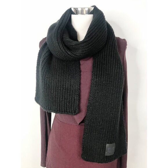 Ugg Scarf Womens OS Black Wool Blend Chunky Knit Cozy Winter Logo 76 X 8 Inches - Picture 4 of 7
